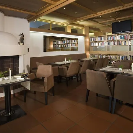 Happy Stubai Hotel 4*