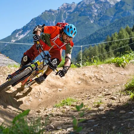 Hotell Happy Stubai Neustift im Stubaital