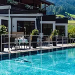 Szálloda Happy Stubai Neustift im Stubaital