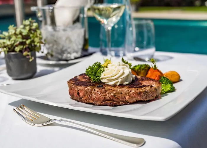 ハッピー シュトゥーバイ ノイシュティフト・イム・シュトゥーバイタール